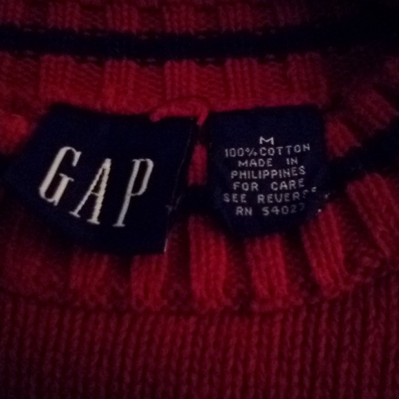GAP Vintage Sweater Boy's size Medium - Picture 2 of 9